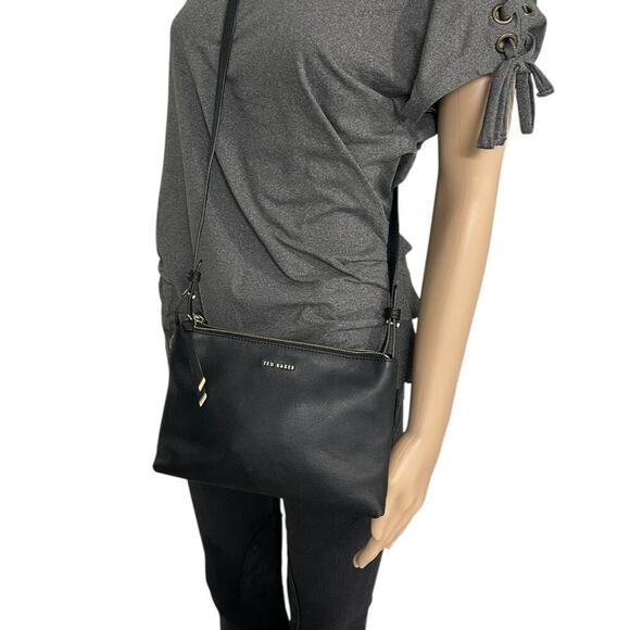 TED BAKER Daniibar Double Zip Leather Crossbody Bag In Black - Picture 9 of 15